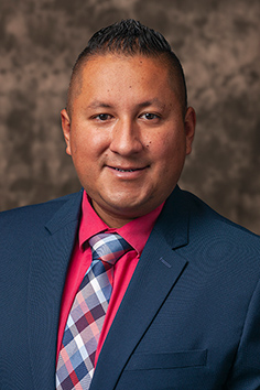 Headshot of Dennis Naranjo